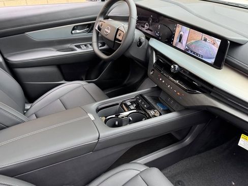 New 2026 Nissan Murano SL image 9