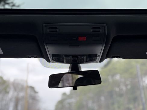 Used 2018 Volkswagen GTI SE w/ SE Leather Package image 49