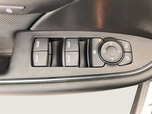 Certified 2025 Buick Envision Preferred image 29