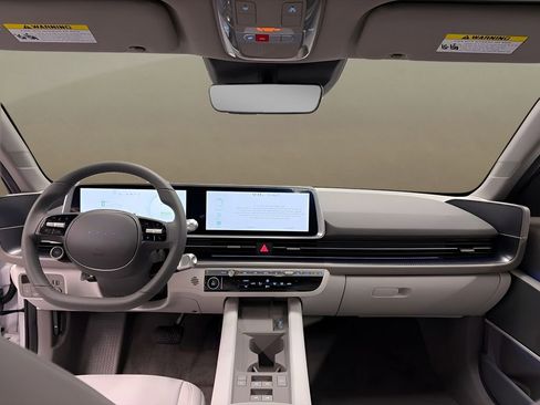 New 2025 Hyundai Ioniq 6 SEL AWD/4WD image 18