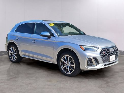 Used 2023 Audi SQ5 Premium Plus w/ Premium Plus Package image 3