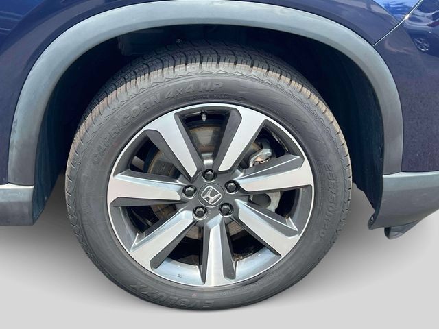 Used 2023 Honda Pilot Touring image 11