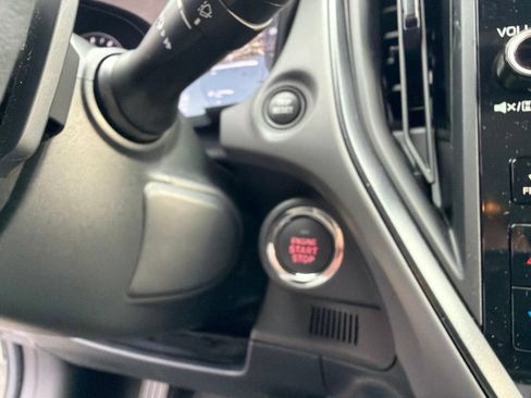 Certified 2025 Subaru Crosstrek 2.5i Limited w/ Crosstrek Mirror Package AWD/4WD image 29