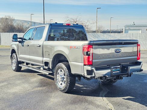 Used 2023 Ford F350 Lariat image 4