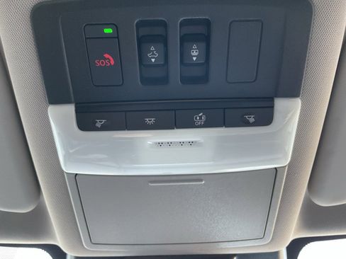 New 2025 Nissan Rogue SV w/ SV Premium Package image 20