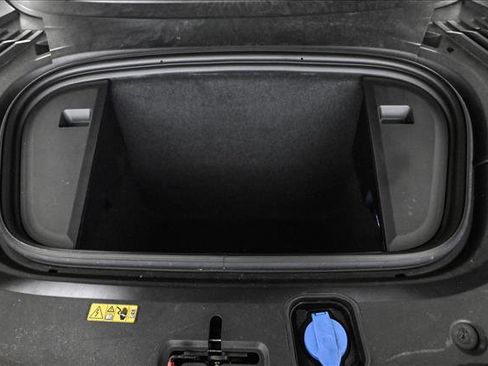 Used 2024 Audi e-tron GT Premium Plus image 24