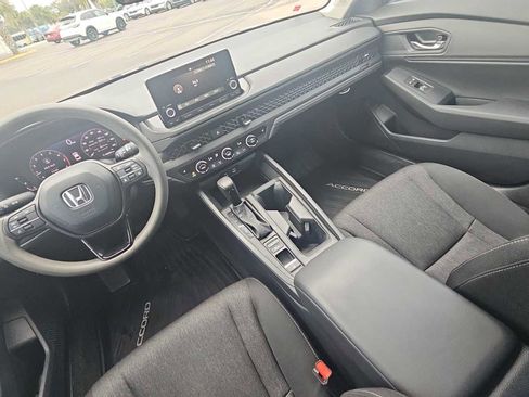 Used 2023 Honda Accord EX image 22