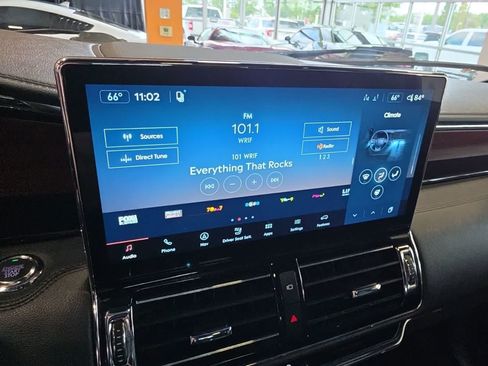 Used 2022 Lincoln Navigator Reserve AWD/4WD image 29