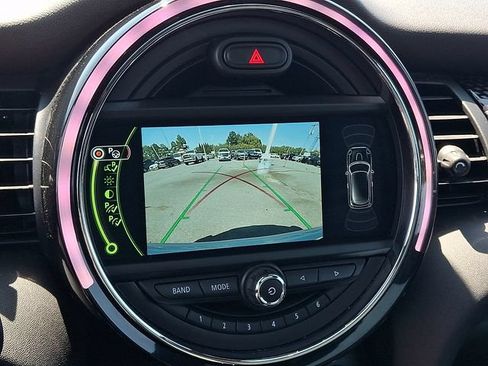 Used 2018 MINI Cooper S FWD image 12