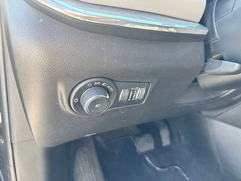 Used 2023 Jeep Compass Limited w/ Elite Group AWD/4WD image 13