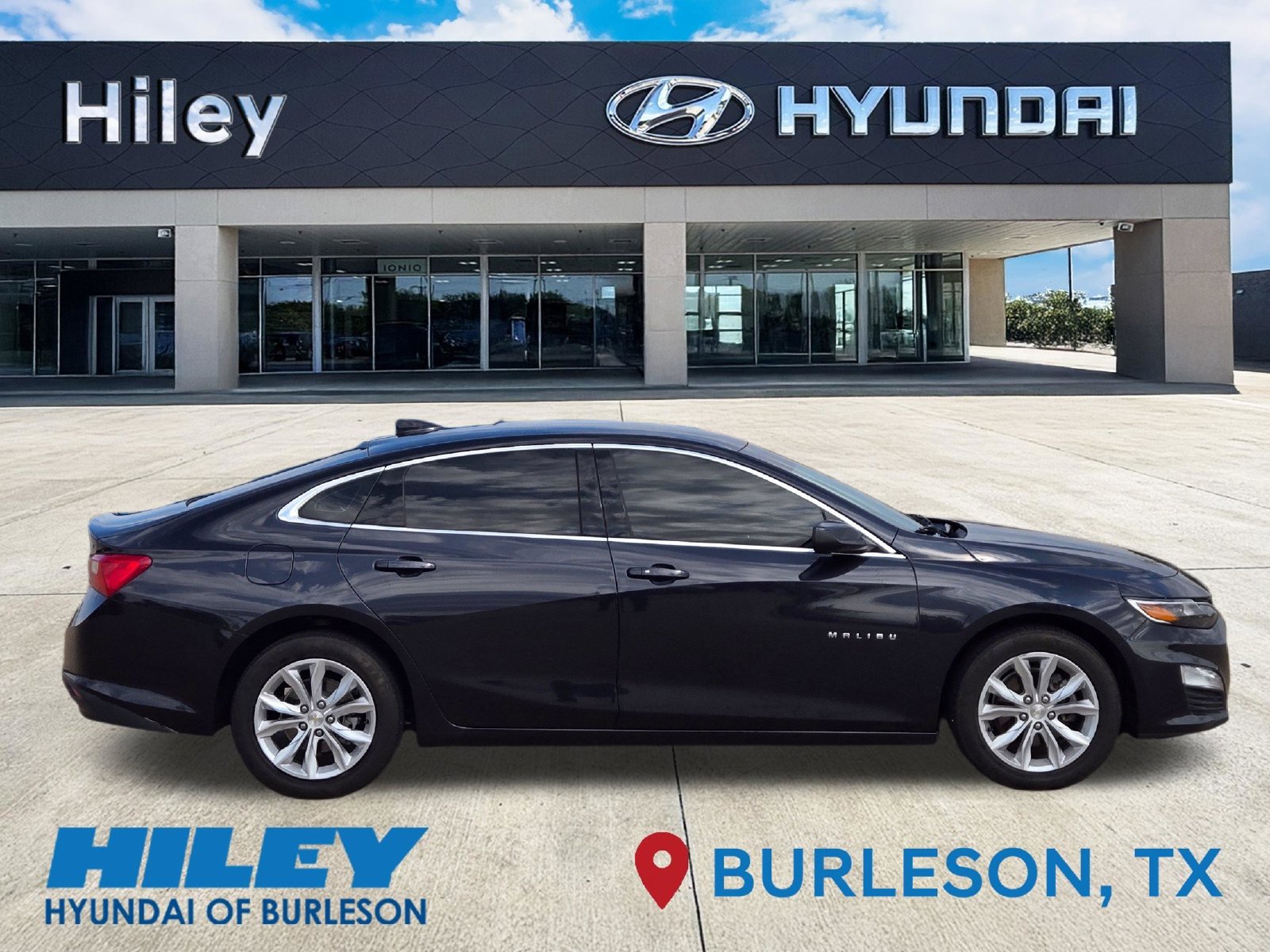 Used 2023 Chevrolet Malibu LT FWD image 3