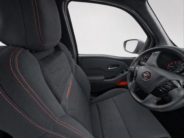 Used 2022 Nissan Frontier PRO-4X AWD/4WD image 15