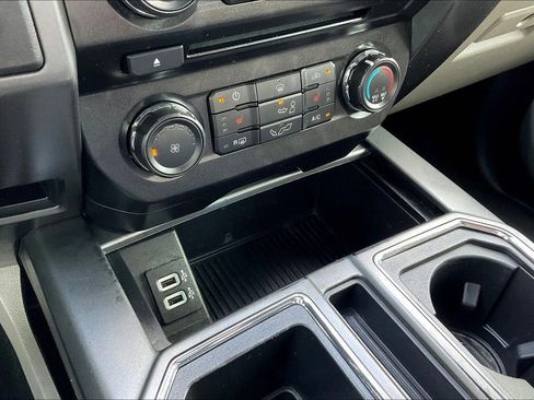 Used 2018 Ford F150 XLT w/ Equipment Group 302A Luxury image 25