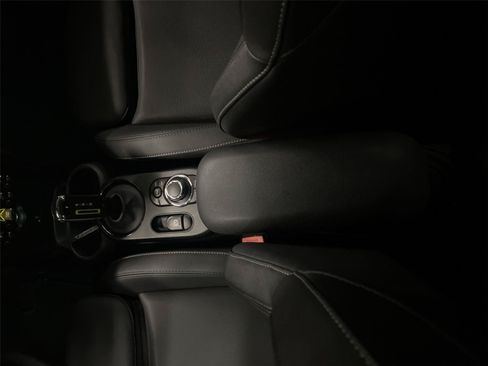 Certified 2023 MINI Cooper SE FWD image 26