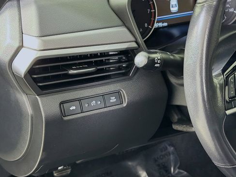 Used 2023 Nissan Altima 2.5 SR image 12