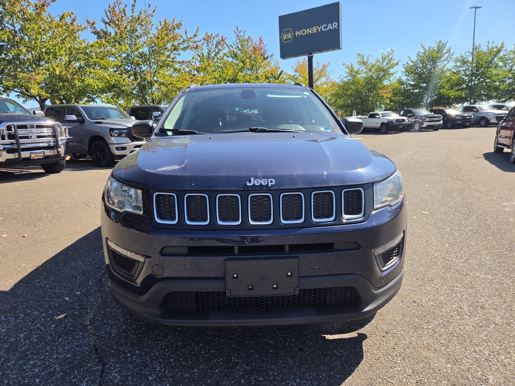Used 2018 Jeep Compass Sport w/ Cold Weather Group AWD/4WD image 2