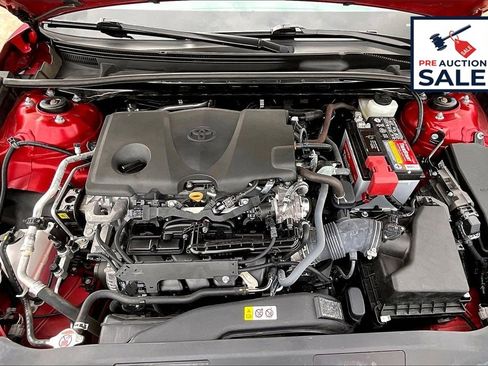 Used 2023 Toyota Camry SE image 10