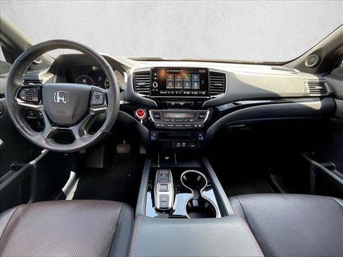 Used 2024 Honda Ridgeline Black Edition image 15