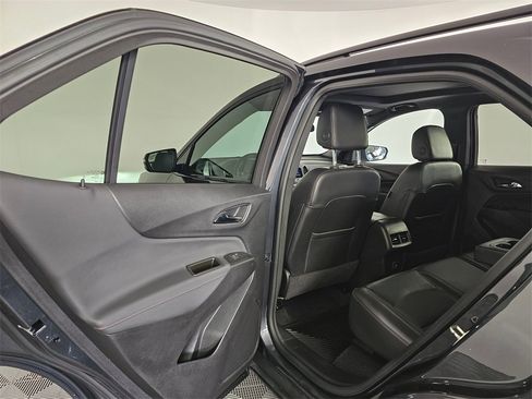 Used 2023 Chevrolet Equinox RS w/ RS Leather Package image 19