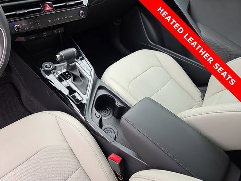 Used 2025 Kia Niro EX image 25