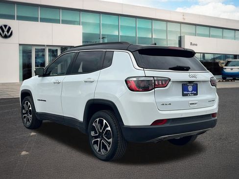 Used 2023 Jeep Compass Limited image 7