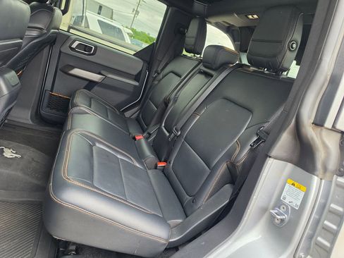 Used 2023 Ford Bronco Badlands AWD/4WD image 7