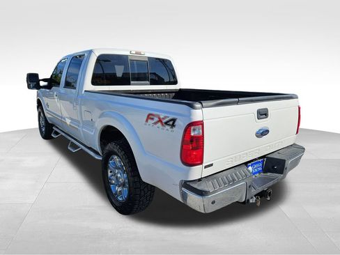 Used 2013 Ford F250 Lariat w/ Lariat Interior Pkg AWD/4WD image 9