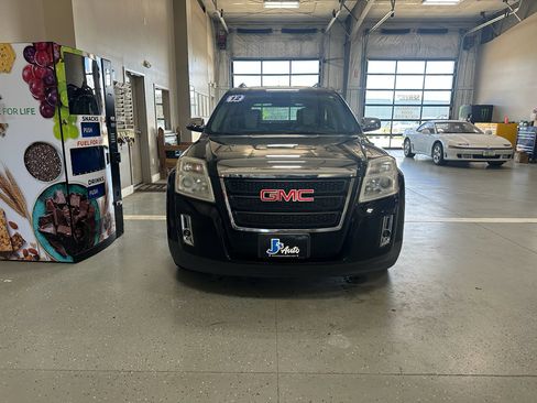 Used 2012 GMC Terrain SLT image 3