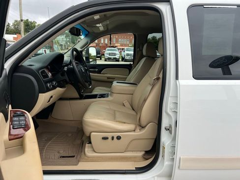 Used 2008 Chevrolet Silverado 2500 LTZ w/ Safety Package image 13