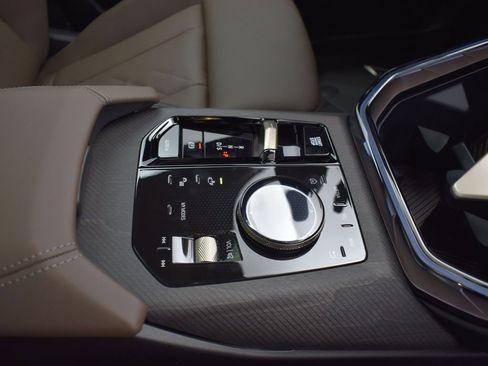 Certified 2025 BMW X3 xDrive30i w/ Premium Package image 27