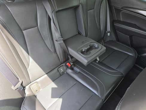 Used 2023 Buick Envision Essence image 25