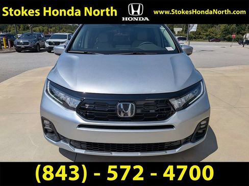 Certified 2026 Honda Odyssey Touring image 12