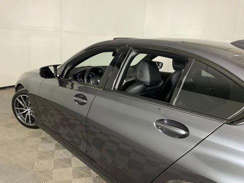 Used 2022 BMW 330i xDrive Sedan w/ Premium Package image 41