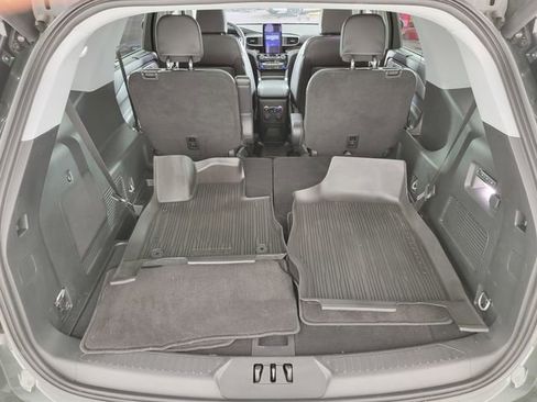 Certified 2023 Ford Explorer Limited w/ Limited Technology Package AWD/4WD image 16