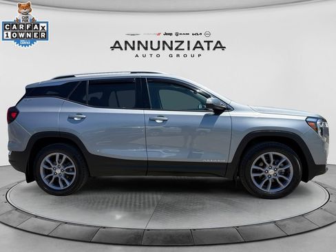 Used 2024 GMC Terrain SLT AWD/4WD image 6