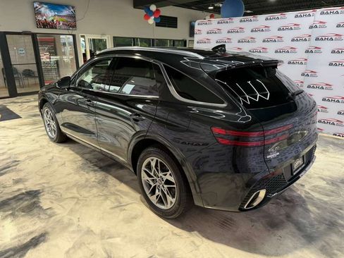 Used 2025 Genesis GV70 2.5T AWD/4WD image 8