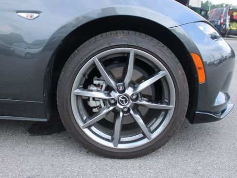 Used 2021 MAZDA MX-5 Miata Grand Touring RWD image 25