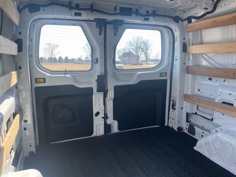 Used 2023 Ford Transit 250 Low Roof AWD w/ Exterior Upgrade Package image 21