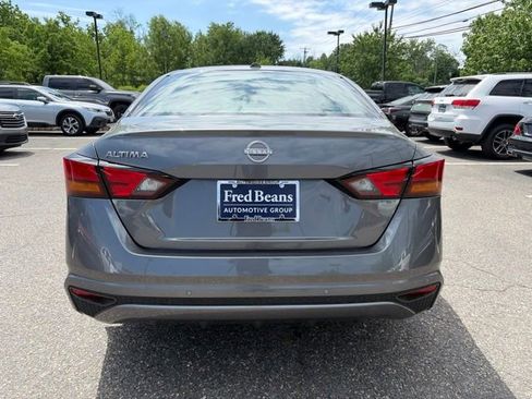New 2026 Nissan Altima 2.5 SV FWD image 7