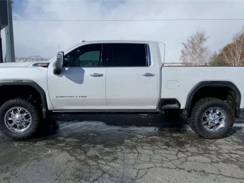 Used 2024 GMC Sierra 2500 Denali w/ Denali Reserve Package image 5