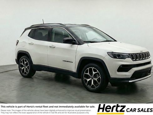 Used 2025 Jeep Compass Limited image 1