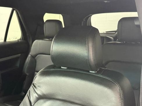 Used 2016 Ford Explorer XLT w/ Equipment Group 202A image 20