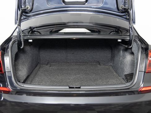 Used 2018 Volkswagen Passat 2.0T SE image 20