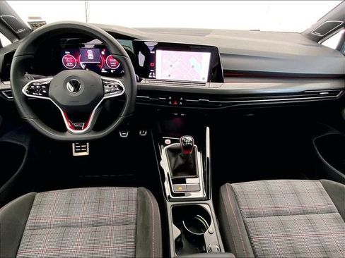 Used 2023 Volkswagen GTI Autobahn image 15