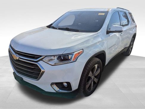 Used 2019 Chevrolet Traverse LT w/ LT Premium Package image 9