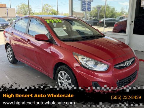 Used 2014 Hyundai Accent GLS FWD image 1