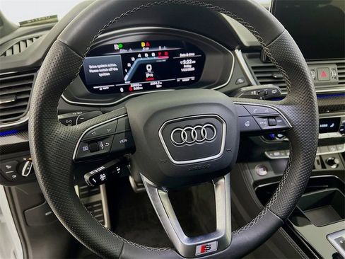 Used 2023 Audi SQ5 Prestige w/ Prestige Package image 12