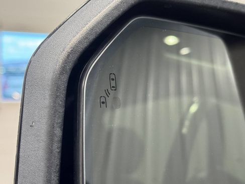 Used 2016 Ford F150 Lariat image 8