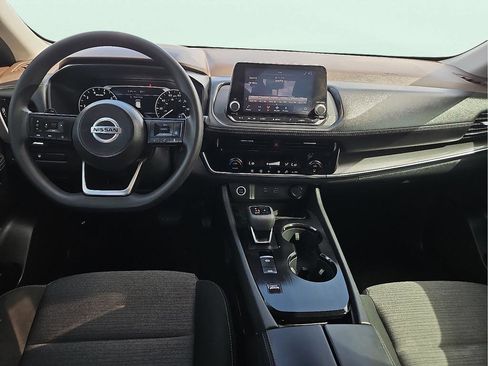 Used 2021 Nissan Rogue SV FWD image 11