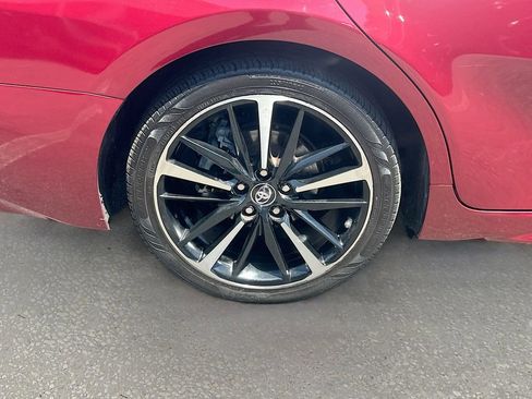 Used 2018 Toyota Camry XSE FWD image 29